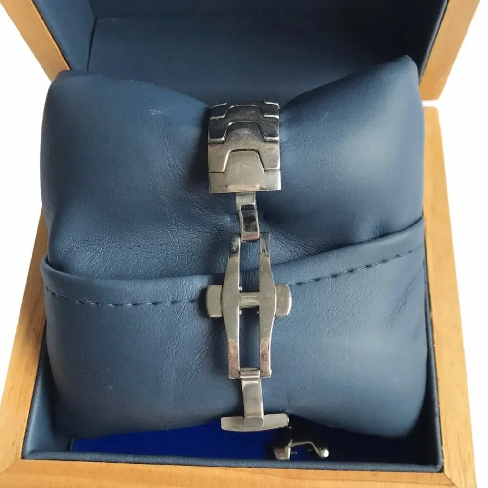 Daniel Mink diamond encrusted